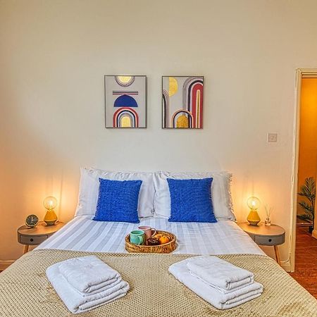 2 Bedroom Apartment In Bath City Centre With Garden & Free Parking Zewnętrze zdjęcie