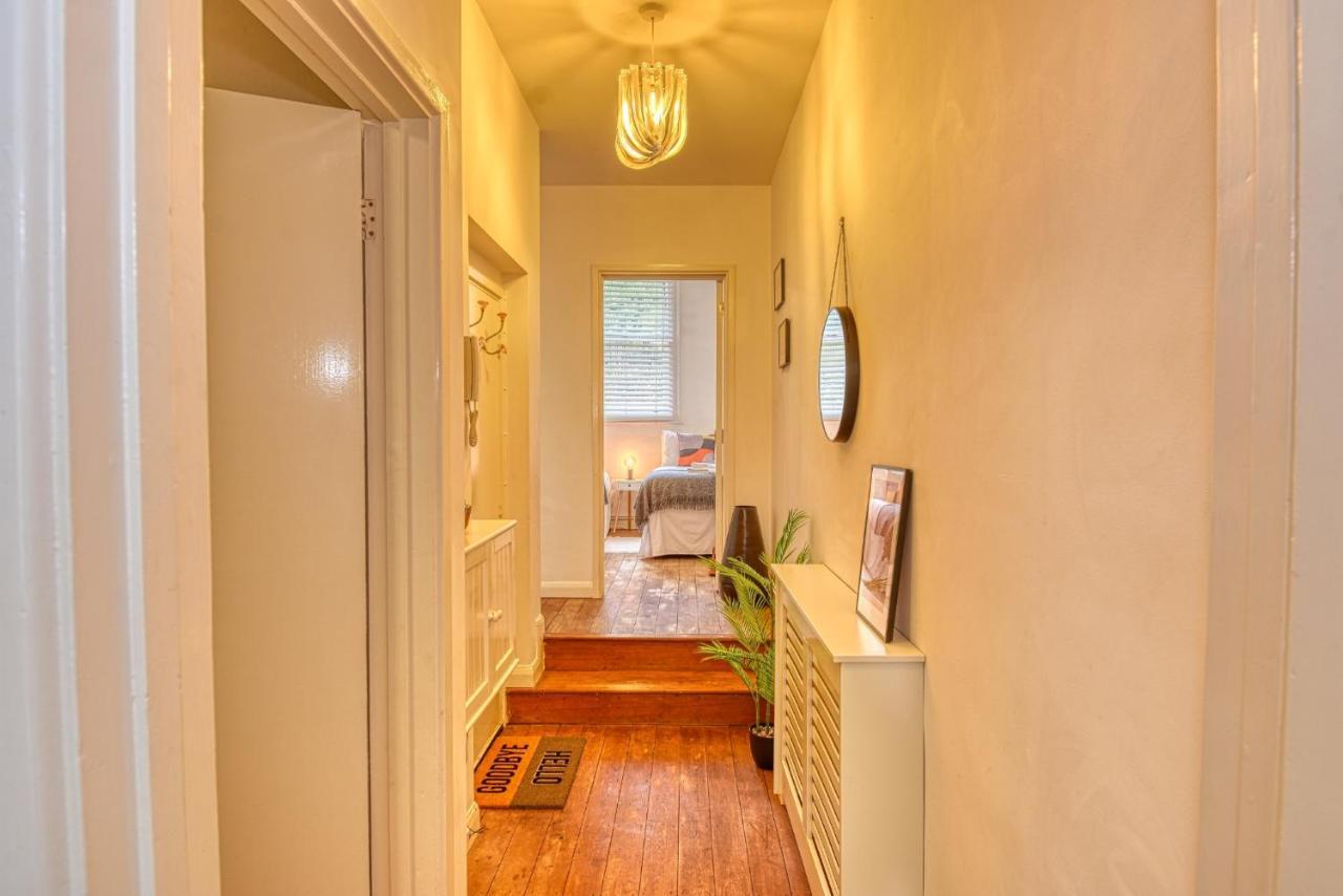 2 Bedroom Apartment In Bath City Centre With Garden & Free Parking Zewnętrze zdjęcie