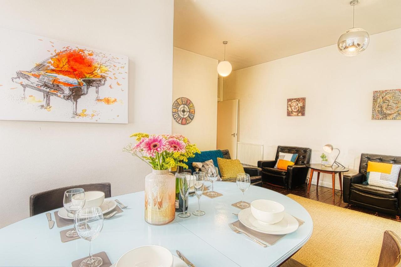 2 Bedroom Apartment In Bath City Centre With Garden & Free Parking Zewnętrze zdjęcie