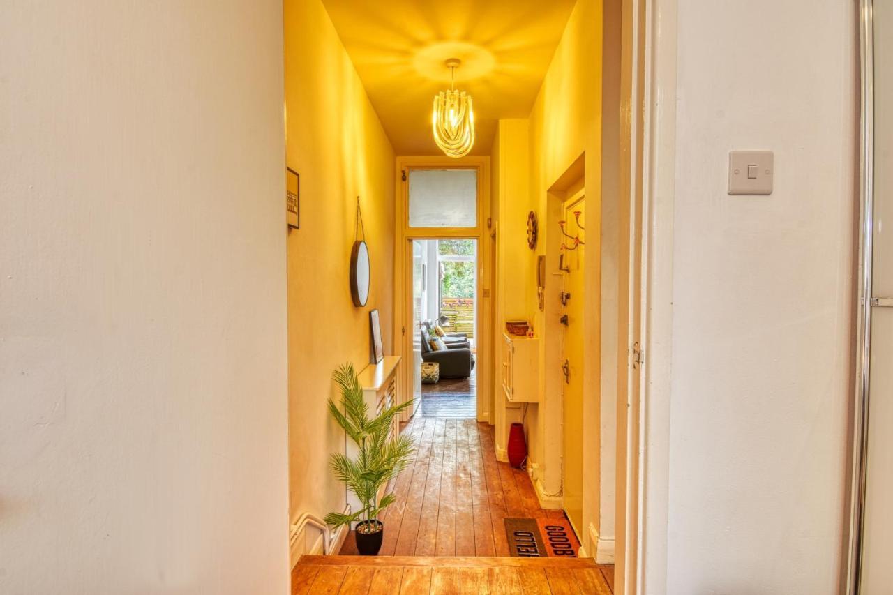 2 Bedroom Apartment In Bath City Centre With Garden & Free Parking Zewnętrze zdjęcie