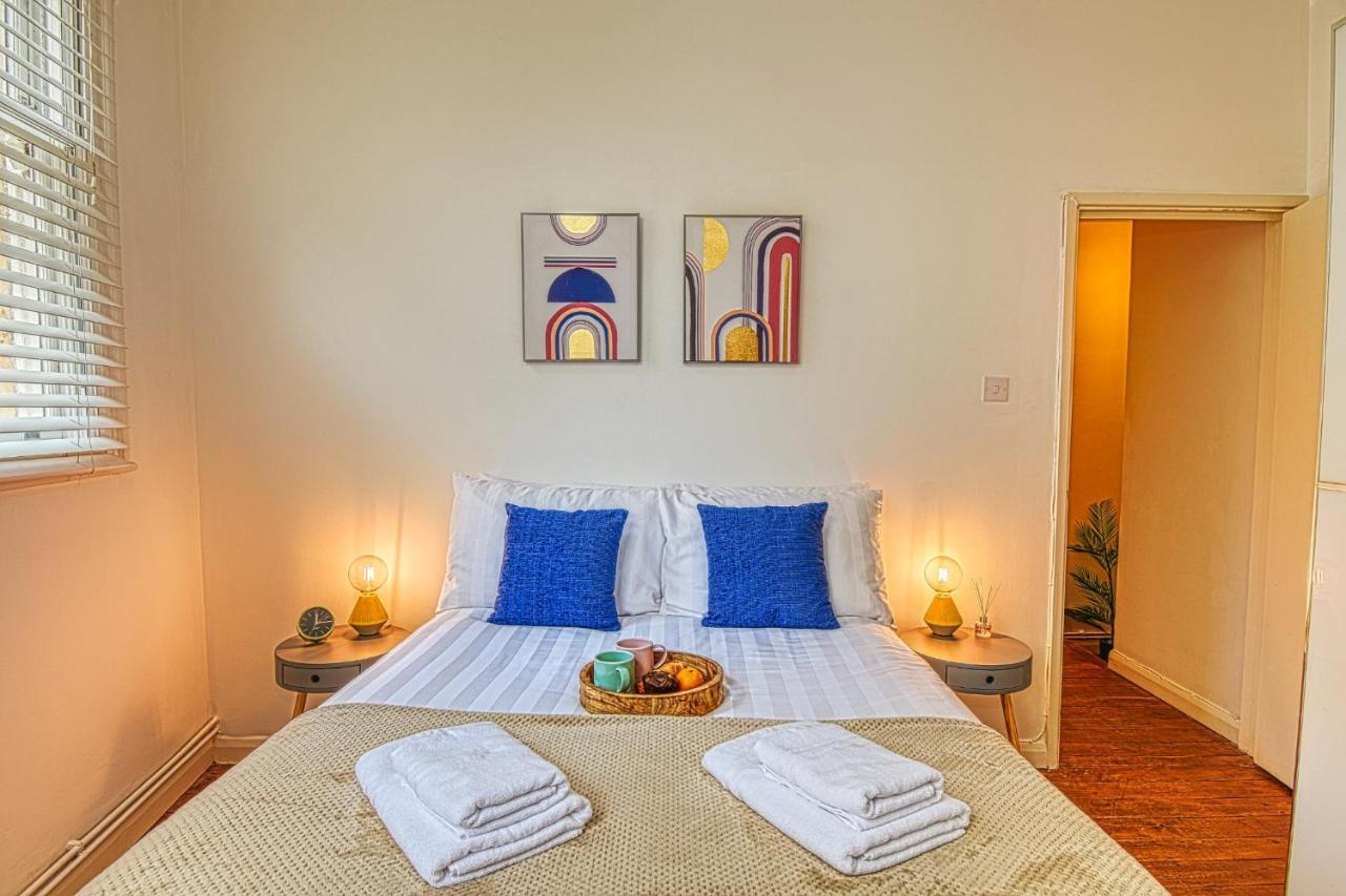2 Bedroom Apartment In Bath City Centre With Garden & Free Parking Zewnętrze zdjęcie